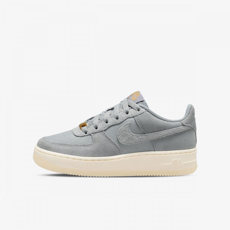  <center><b>Nike Air Force 1 </b></center>